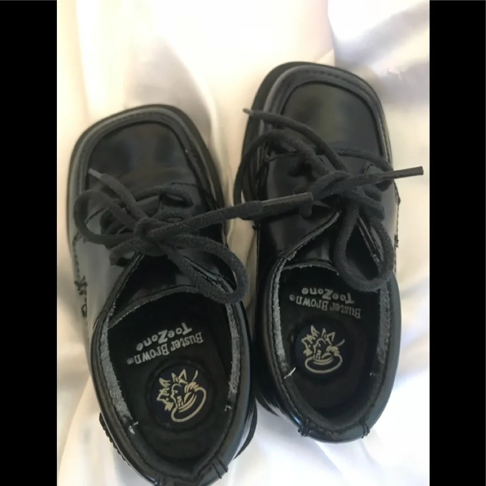 Buster Brown Shoes